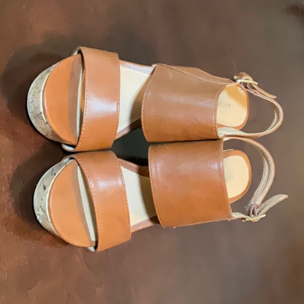 Apt.9 Platform wedge cork heel brown sandals